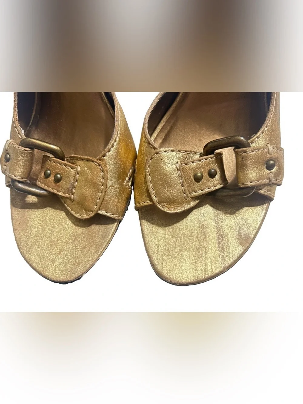 Carlos by Carlos Santana Fidelity Vintage Gold Metallic Slingback Heels 7.5